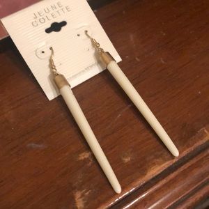 STOCKING STUFFER! Long white earrings